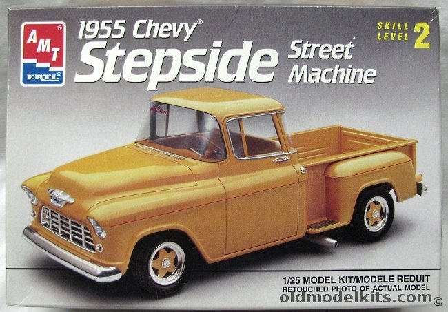 AMT 1/25 1955 Chevrolet Stepside Pickup Truck - Street Machine - Bagged, 6004 plastic model kit